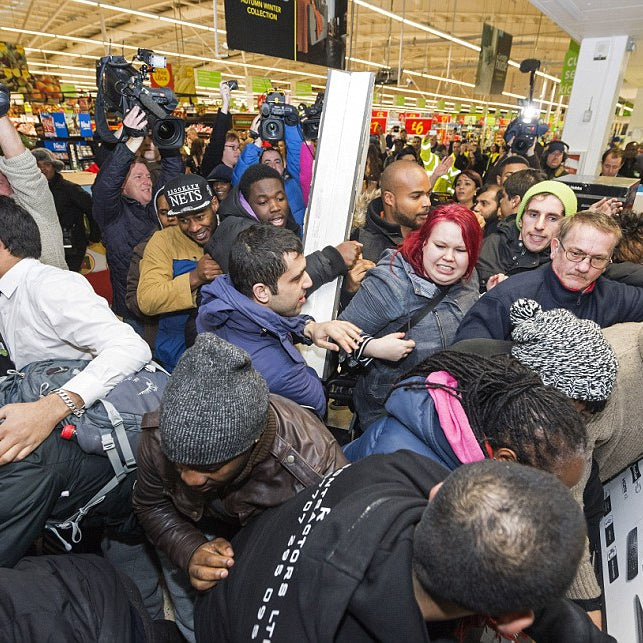 7 Reasons to avoid the high street this Black Friday